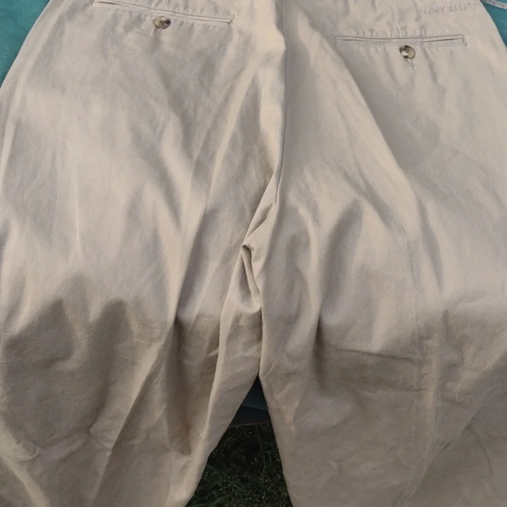 Perry Ellis Men's Tan Pants(33x32)